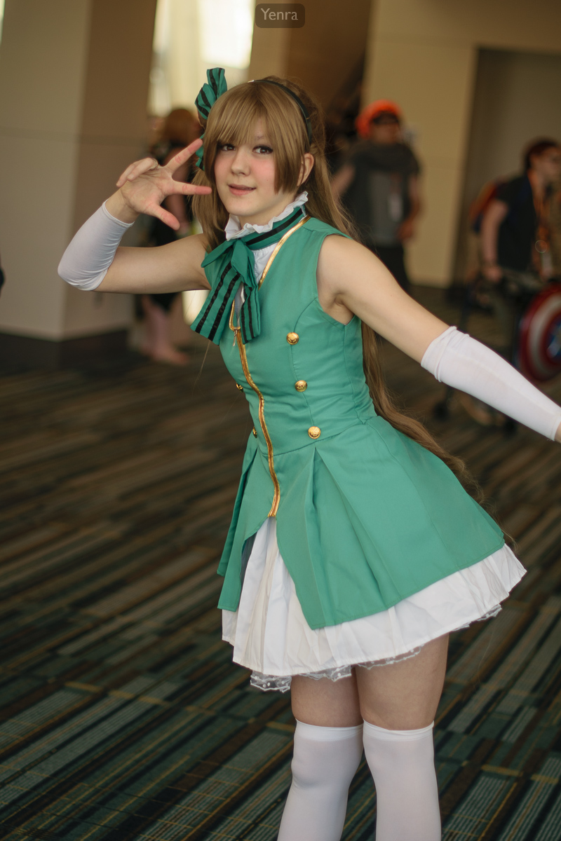 Kotori in green and gold