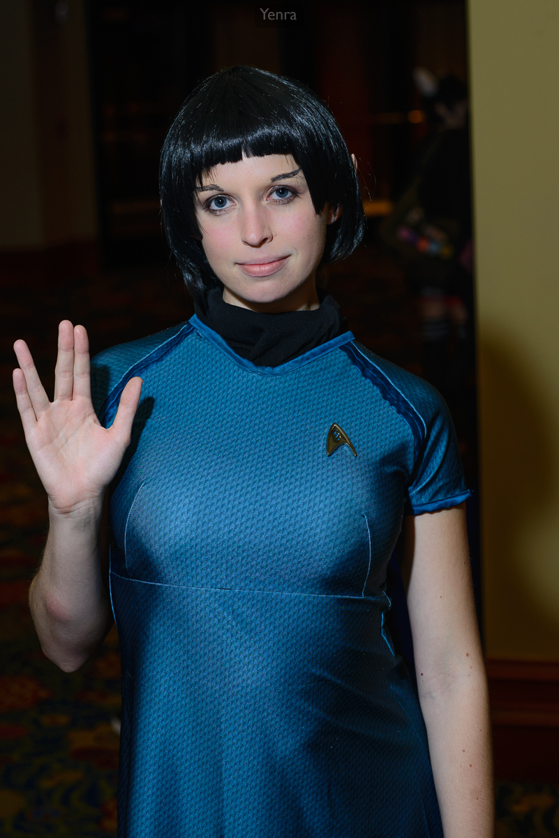 Fem! Spock cosplay