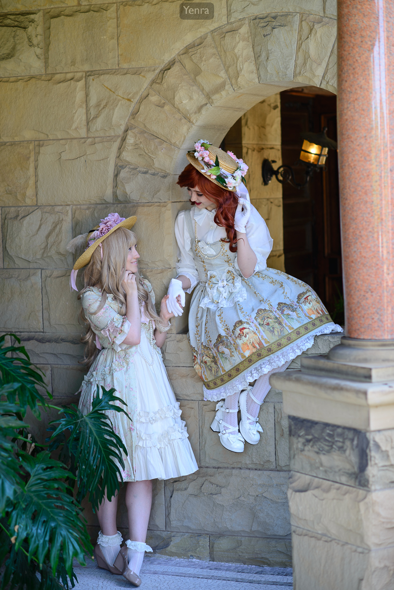 Mary Magdalene and Souffle Song, Lolita Fashion