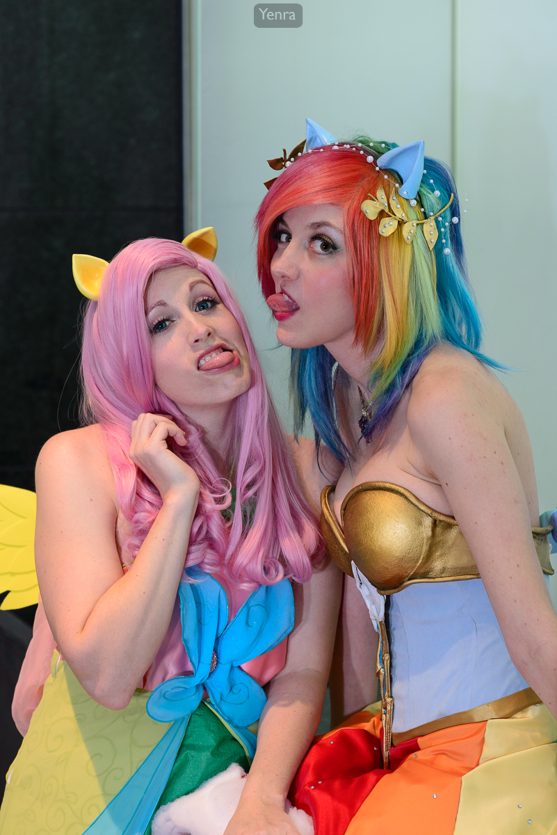Fluttershy and Rainbow Dash being silly