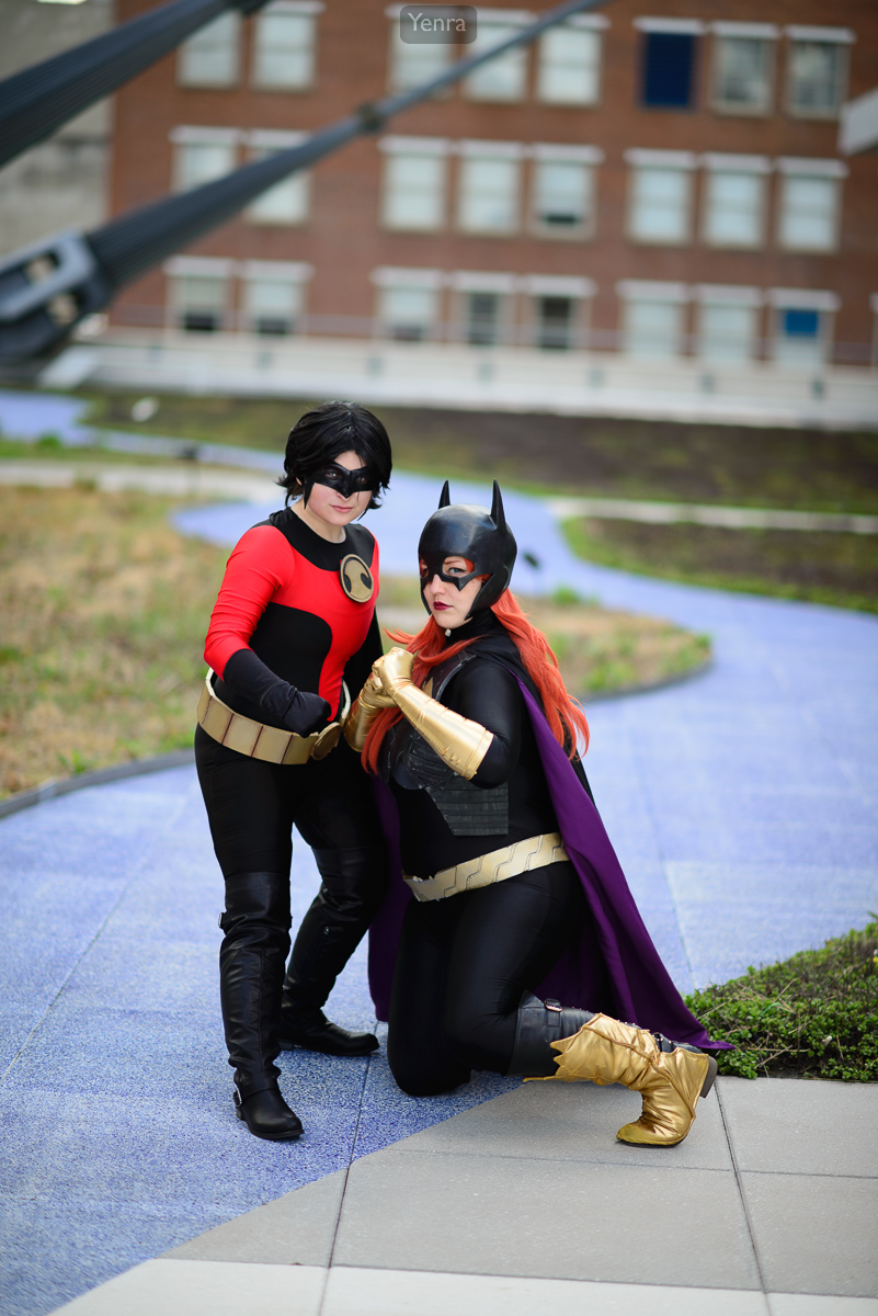 Red Robin and Batgirl