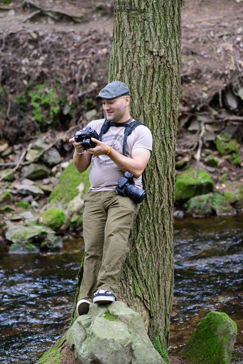 Cosplay Photographer in the Woods