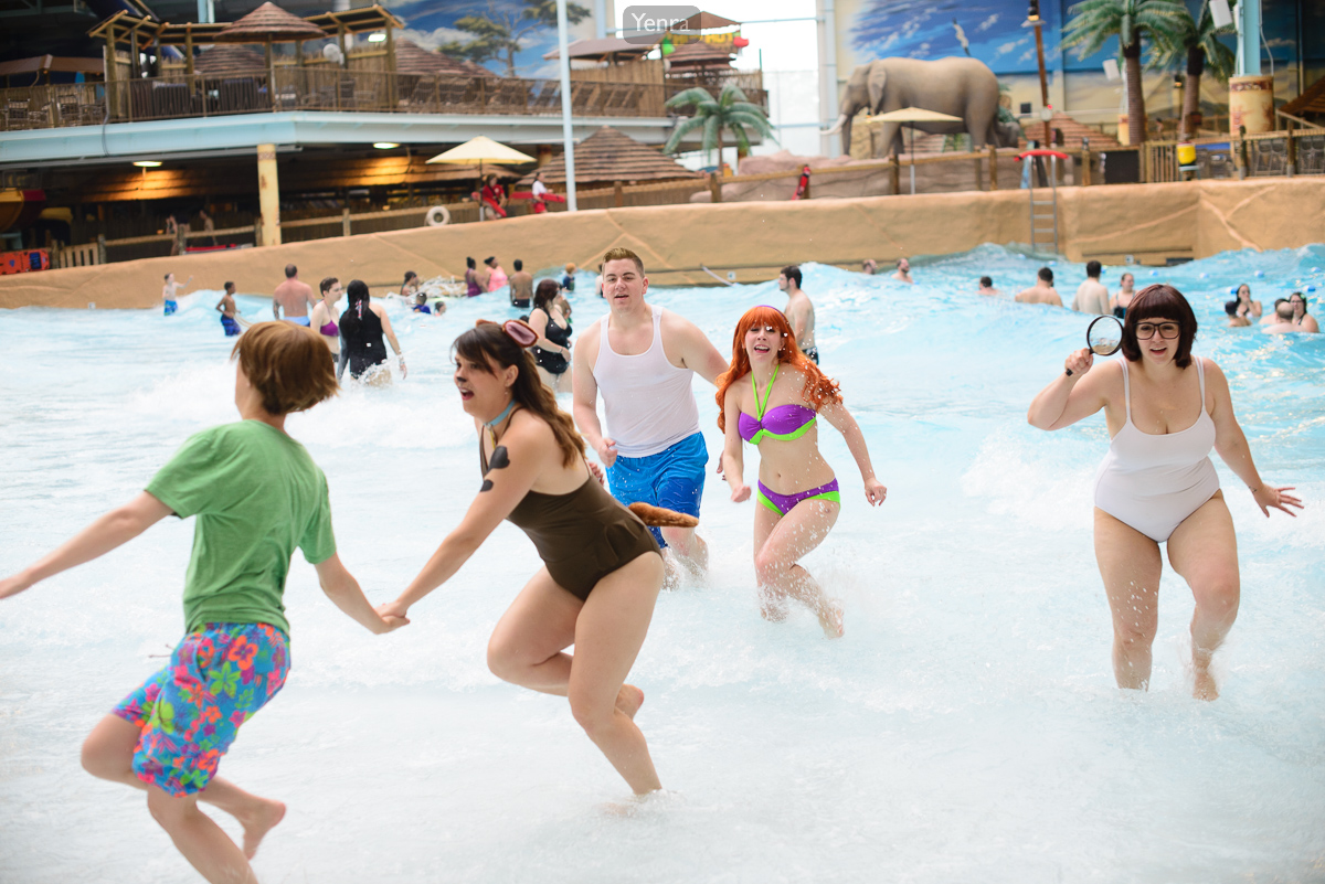 Scooby Doo at the Waterpark