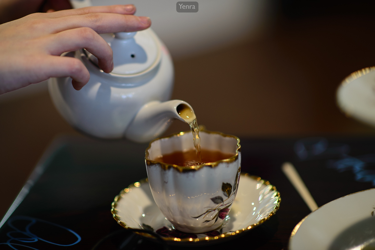 Hot Tea at Tottering Teacup