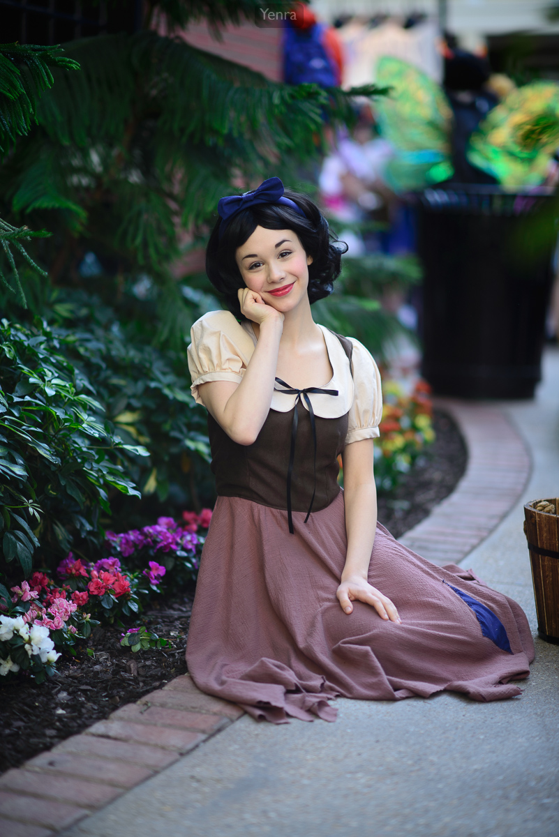 Snow White (peasant outfit) from Disney's Snow White and the Seven Dwarfs