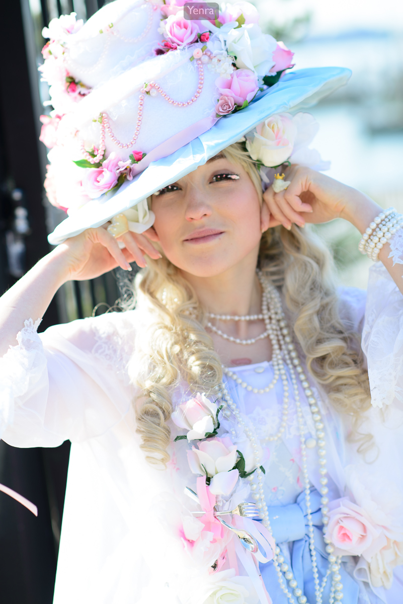 Empress of Cake Lolita Fashion