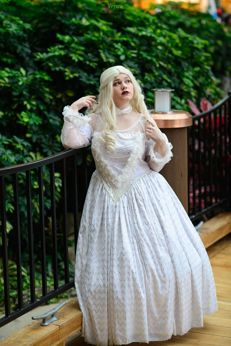 White Queen, Alice in Wonderland
