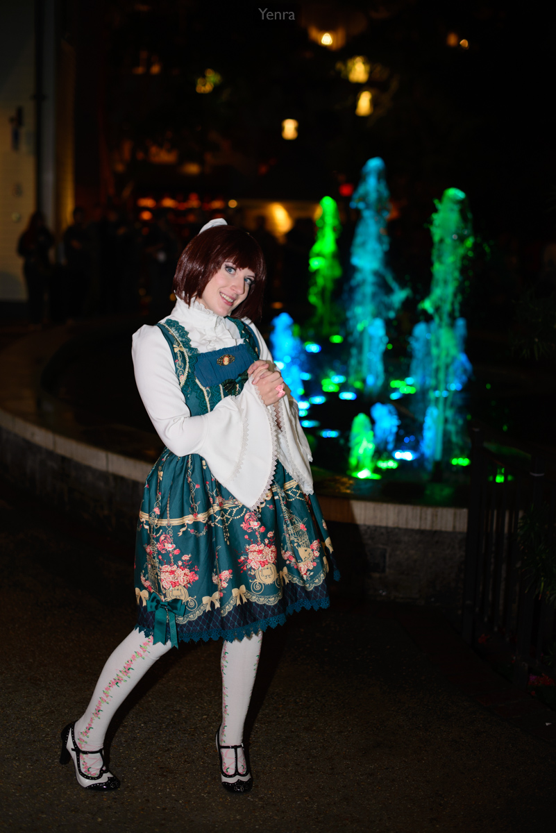 Lolita by the Fountain