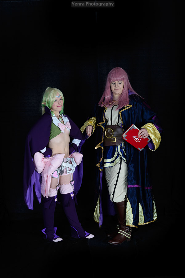 Nowi and Robin from Fire Emblem Awakening