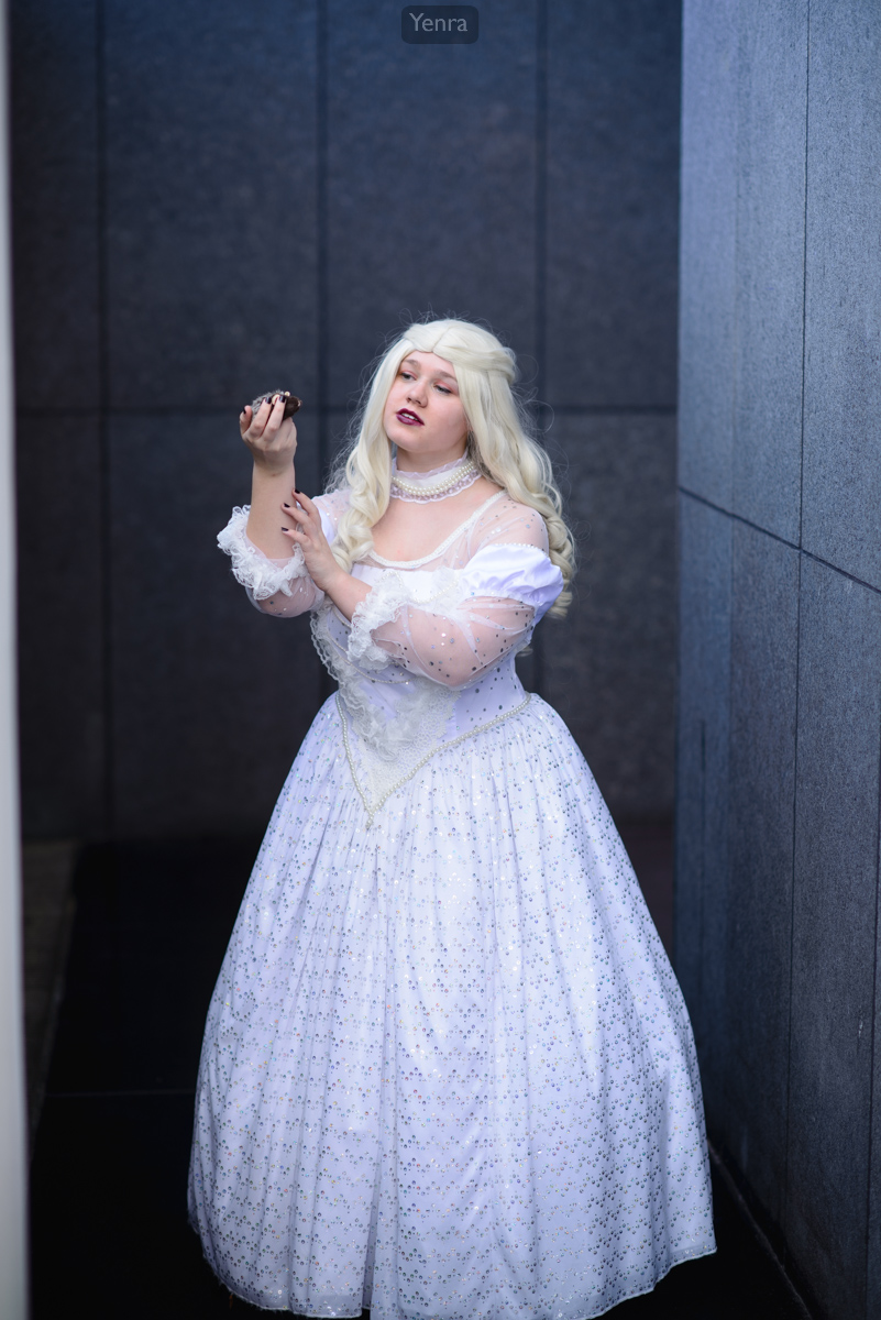 White Queen from Alice in Wonderland