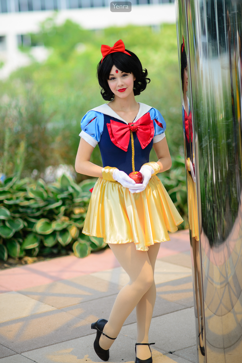 Sailor Snow White (Disney/Sailor Moon Crossover Series)