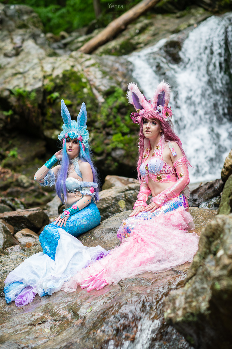 Mermaid Glaceon and Sylveon